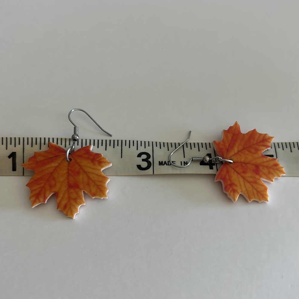 🍂🍁 New Orange Maple Leaf Acrylic Fashion Earrings - Picture 6 of 8